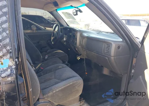 2003 Chevrolet Silverado 1500 Ls from USA, damaged, VIN 2GCEC19V731163576